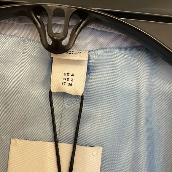 Burberry Women’s Pale Blue Virgin Wool Cut Out Blazer, NWT - Picture 7 of 16